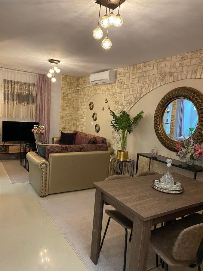 In The Castle Ii- House Apartment Ioannina Luaran gambar